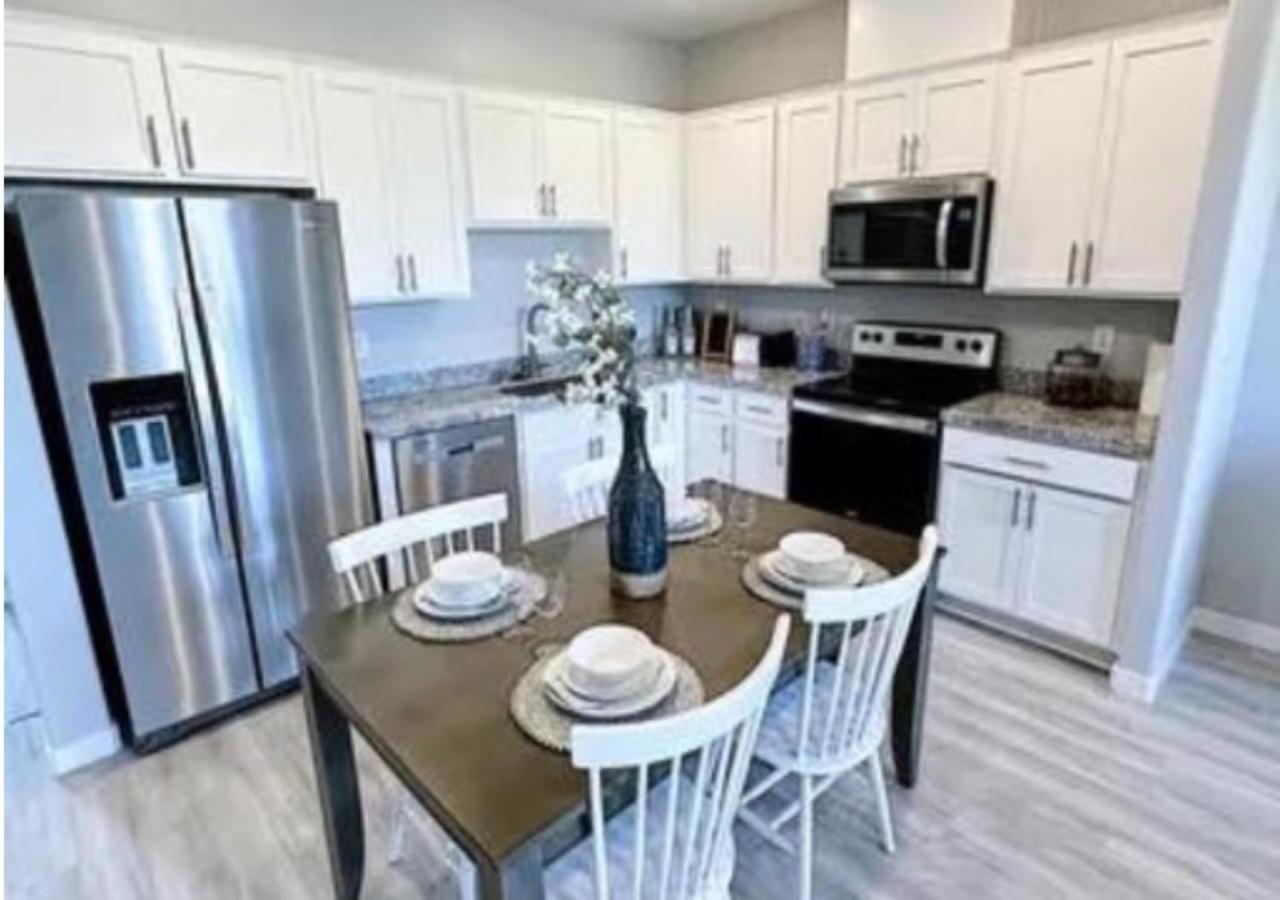 Lovely Comfortable Home To Enjoy, Las Vegas Exterior photo
